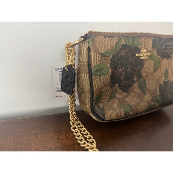 Coach  Large Wristlet Signature Canvas with Camo Rose Floral Print NWT - Picture 7 of 16